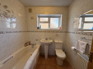 Family Bathroom- click for photo gallery